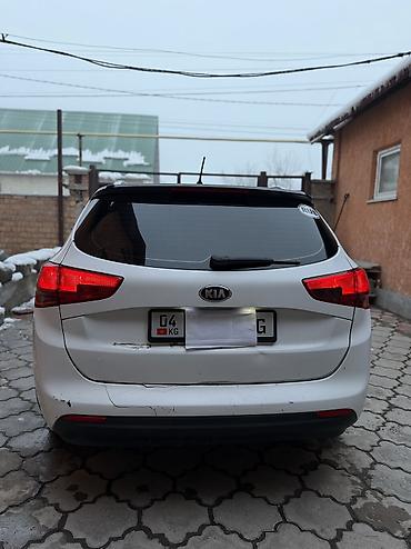 Kia: Kia Ceed: 2014 г., 1.4 л, Механика, Бензин, Универсал — 6