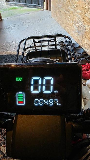 Ostali motocikli i skuteri: Na prodaju Veneco električni bicikl extrem red Kupljen ove godine — 1