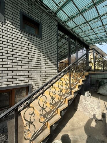 продаю дом аламидин рнок будоний: 170 кв. м, 3 бөлмө, Жылытылган, Жылуу пол, Брондолгон эшиктер