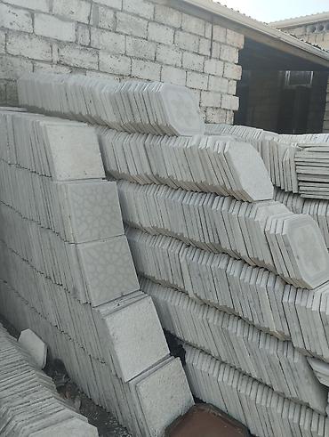 saatlar 2020: Fəhlə tələb olunur ünvan Binə savxoz İş Tamet sexi iş saatı 08:00 dan — 2