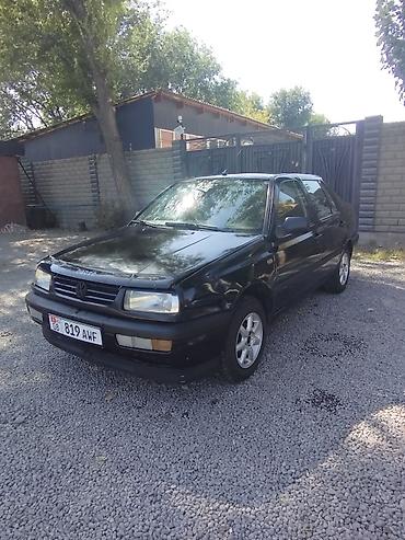 rio de tower: Volkswagen Vento: 1993 г., Механика, Седан — 2