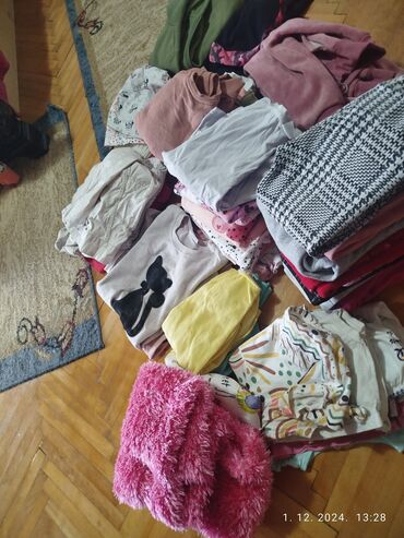 buzz trenerke: Bundle: Beanies, Dresses, Leggings, For girls, age: 5-6 years at lalafo.rs buzz trenerke: Bundle: Beanies, Dresses, Leggings, For girls, age: 5-6 years
