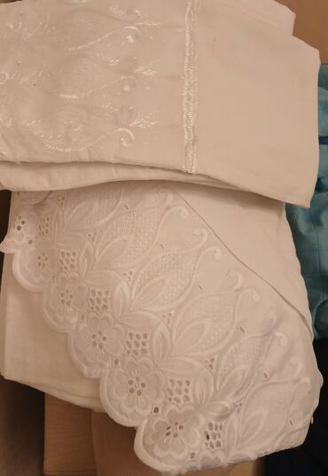 ангелина мебель: Keçmişin yataq desti pambiq Ağ rəngli bəzəkli yataq dəsti parçaları