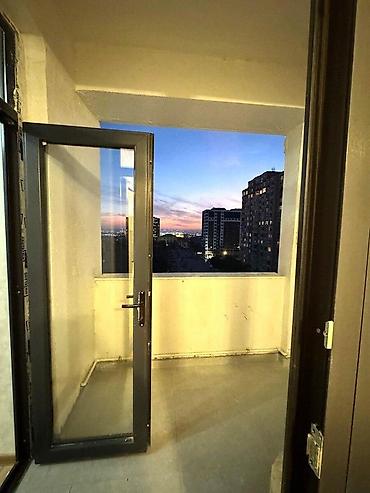 baki ev: İcarəyə verilir 1 otaqlı yeni tikili 52 m², Neftçilər m. 590 AZN/ay 1 — 8