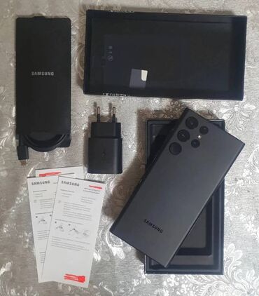 Samsung: Samsung Galaxy S22 Ultra, 256 GB — 12