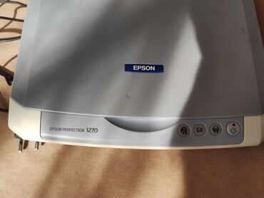 компьютер для офиса: Сканер Epson 1270, отлично работает, подходит для сканирования