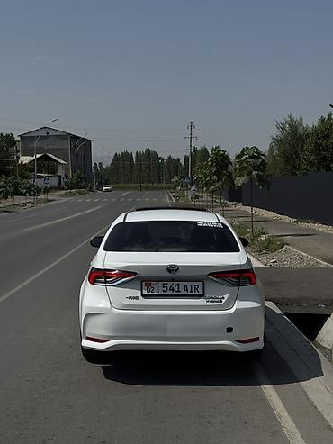 оптика е39: Toyota Corolla: 2021 г., 1.8 л, Автомат, Гибрид, Седан — 3