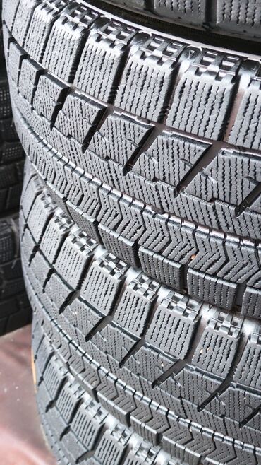 Шины: Шины 195 / 65 / R 15, Зима, Комплект, Легковые, Япония, Bridgestone