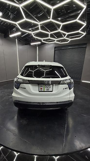 Hyundai: Hyundai : 2020 г., Робот, Электромобиль, Хэтчбэк — 3