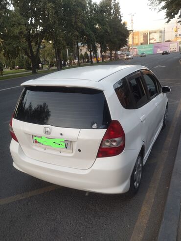 авто с последующим выкупом фит: Honda Fit: 2003 г., 1.3 л, Автомат, Бензин, Хэтчбэк