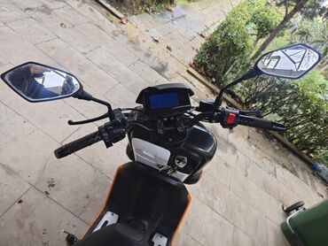 Mopedlər,skuterlər: UPMT X-MAX skuter – parlaq narıncı-qara dizayn, şəhər üçün çevik və — 8