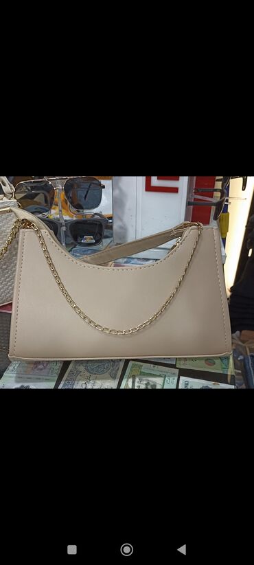 Çantalar: Əl çantası — 14