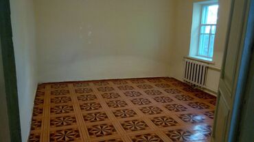 дом на пишпеке: 35 м², 2 комнаты