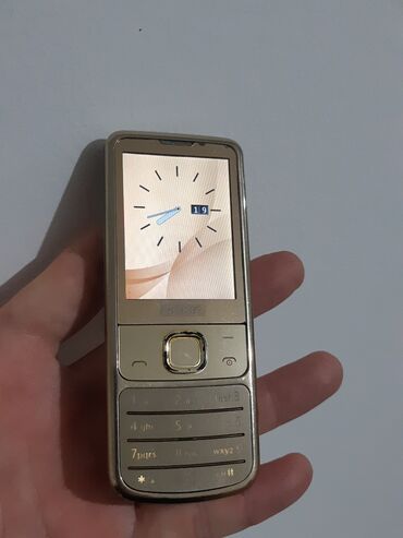 nokia 6700: Nokia 6700 Slide, Б/у, цвет - Золотой, 1 SIM