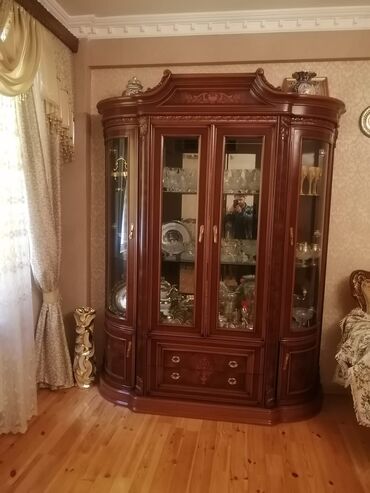 Qonaq otağı dəstləri: İşlənmiş, Rəf, Kredit yoxdur, Malayziya