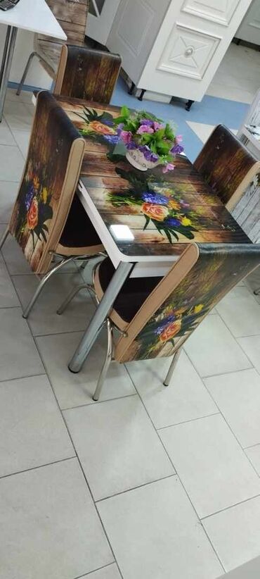 Masalar: Qonaq otağı üçün, Yeni, Açılan, Dördbucaq masa, 4 stul, Türkiyə