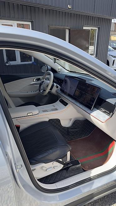 Tesla: NETA L последовательный гибрид современныйкроссовер серебристый) - lalafo.kg да — 8 Tesla: NETA L последовательный гибрид современныйкроссовер серебристый) - — 8