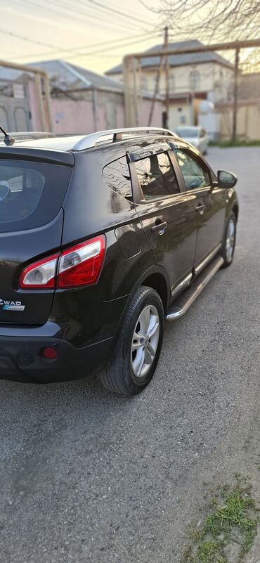 Nissan: Nissan Qashqai: 2 l | 2013 il Krossover — 12