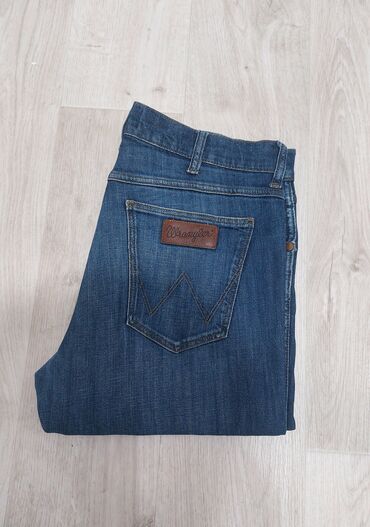 серые джинсы: Мужские джинсы, 2XS (EU 32), Wrangler, Б/у, цвет - Синий, Самовывоз