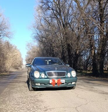 мотор и коробка на мерс: Mercedes-Benz CLK-Class: 2002 г., 3.2 л, Автоматические, Бензин, Купе