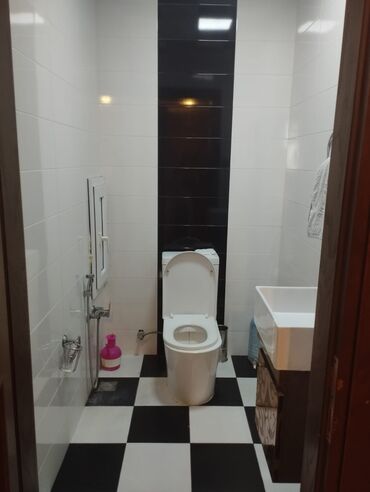 Uzunmüddətli kirayə mənzillər: 1 nəfər qız otaq yoldaşı axtarılır.Yaş aralığı 17-25 Hər otağda 2 — 1