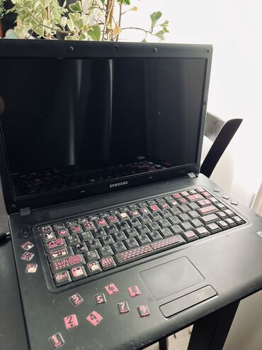процесор i7: Ноутбук, Samsung, 2 ГБ ОЗУ, Более 17.3 ", Б/у