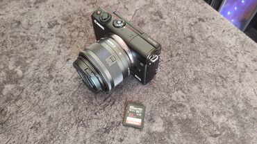 Fotokameralar: CANON EOS M100 Kompakt və istifadəsi asan olan kamera modelidir. İdeal