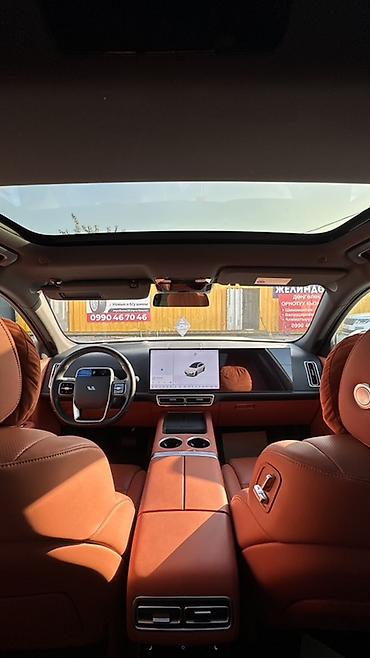 Lixiang: Lixiang L7: 2023 г., 1.5 л, Автомат, Гибрид, Кроссовер — 10