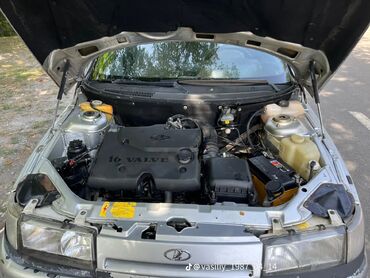 Alışma sistemləri: LADA 16 VALVE benzin mühərriki ilə avtomobil (mühərrik bölməsi) - 16