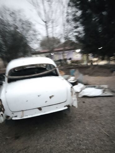 Moskviç: Moskviç 401: 2.4 l | 1961 il 49451 km Sedan — 2