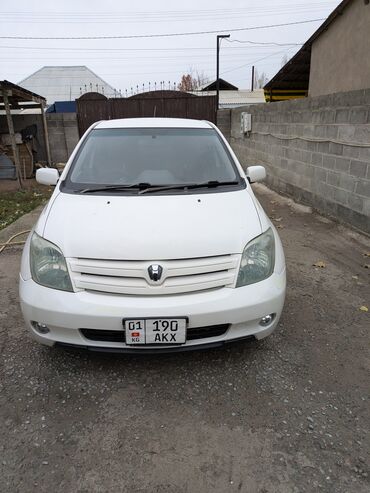 авто газ бензин: Toyota ist: 2003 г., 1.5 л, Автомат, Бензин, Хэтчбэк