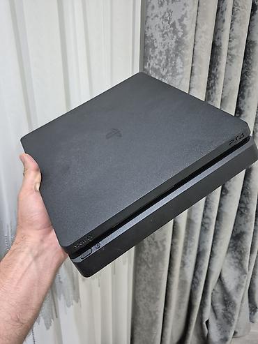 call of duty black ops 2 ps4: Sony PlayStation 4 Slim (PS4) oyun konsolu seti Daxilə daxil olanlar — 3
