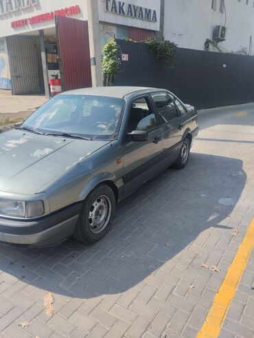 пассать: Volkswagen Passat: 1989 г., 1.6 л, Механика, Бензин, Седан