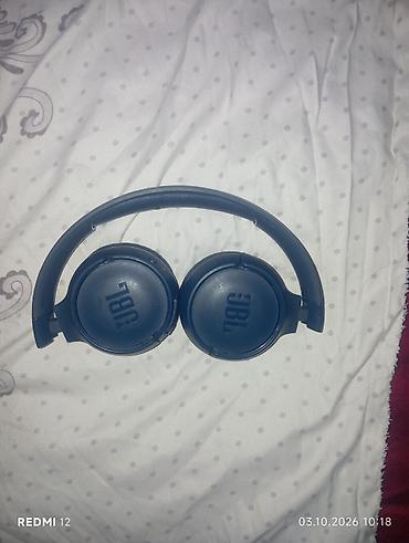 Qulaqcıqlar: JBL simsiz qulaqlıq – mavi rəng - Tip: Over‑ear, yastıqlı başlıq və — 1