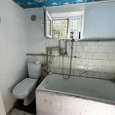 980: Продаётся 4-комнатная квартира на земле в г. Шопоков 📐 Площадь: 80 м² — 4
