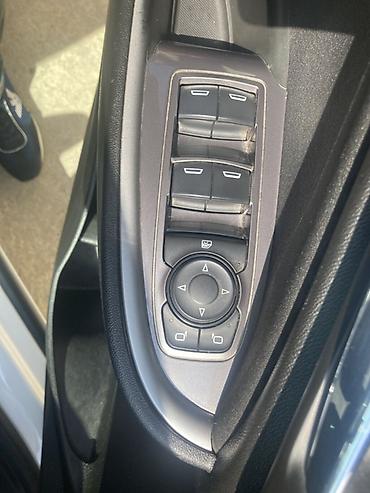 malibu spoiler: Chevrolet Malibu: 1.5 l | 2019 il 249353 km Sedan — 5