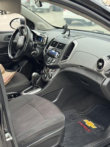 zapi masin: Chevrolet Aveo: 1.4 l | 2012 il 215000 km Sedan — 6