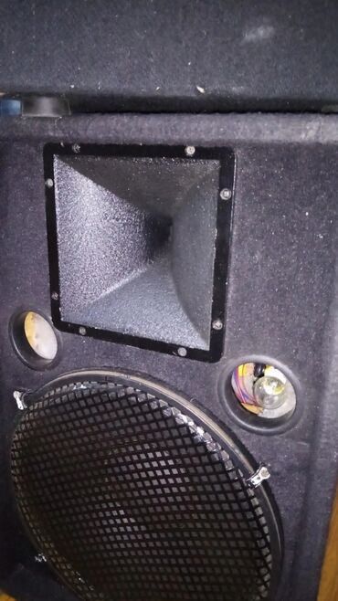 Dinamiklər və kolonkalar: Yeni Kolonka, Növ - Akustik, rəng - Qara — 17