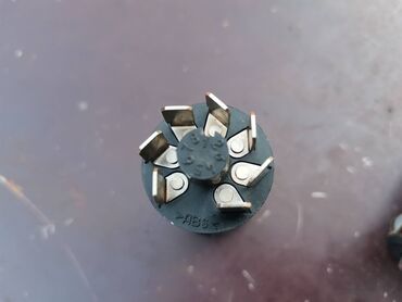 Auto delovi: Prekidač sva četri žmigavca Lada 2105,2107 Riva, Lada 2104 Karavan — 8