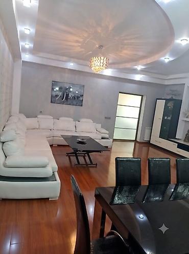 Ev üçün mebel: Divan 700 azn. Ölçü 4×3. Kocle bağlı satilir. Ünvan Masazırda. (FN) — 1