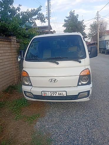 byd bot 384: ПРОДАЮ Hyundai Porter, малотоннажный бортовой грузовик. Коробка — 1
