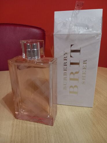 Parfemi: Burberry Brit Sheer edt, 200ml Veliko pakovanje! Otvoren samo radi