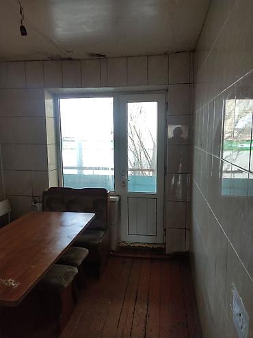 Продажа квартир: 3 комнаты, 65 м², 2 этаж — 9