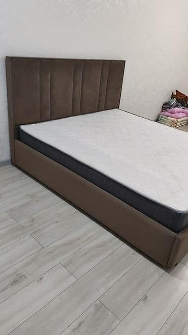 Керебеттер: Продаётся двухспальная кровать с матрасом Размер: 2,40 × 2,20 м — 2