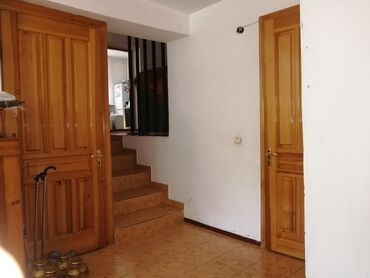 Продажа домов: Дом, 200 м², 7 комнат, Собственник — 13