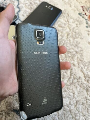 Apple iPhone: IPhone 7 Plus, Б/у, Наушники — 7