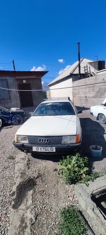 ауди машына: Audi 100: 1989 г., 2 л, Механика, Бензин, Седан