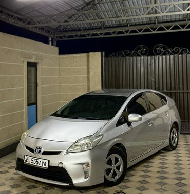 рация для авто: Toyota Prius: 2014 г., 1.8 л, Вариатор, Гибрид, Седан