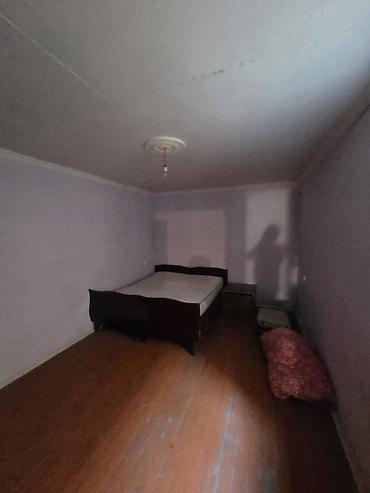 astara ev satılır: 4 otaqlı, 120 kv. m, Orta təmir — 3