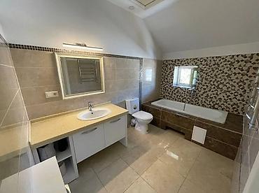 Долгосрочная аренда домов: 300 м², 6 комнат — 10